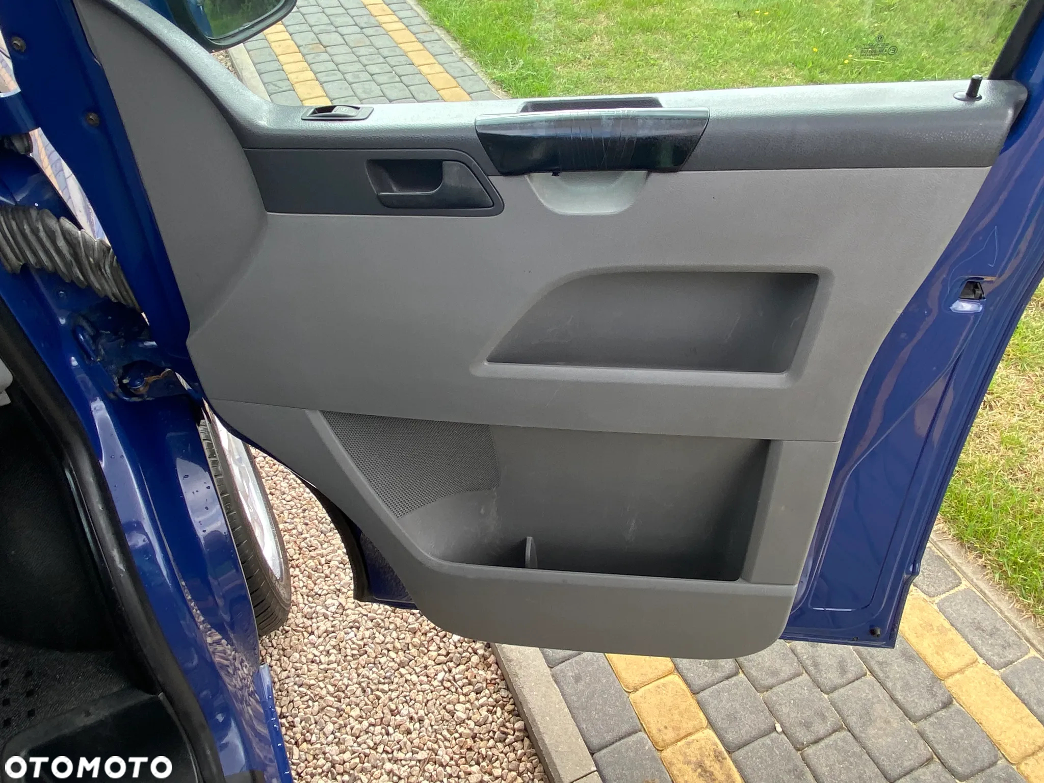Volkswagen Transporter Caravelle Kurz (7.Si.) - 32