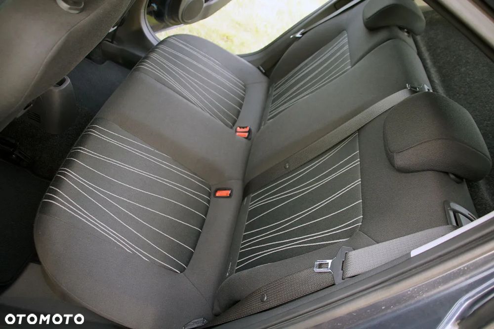 Opel Corsa - 12