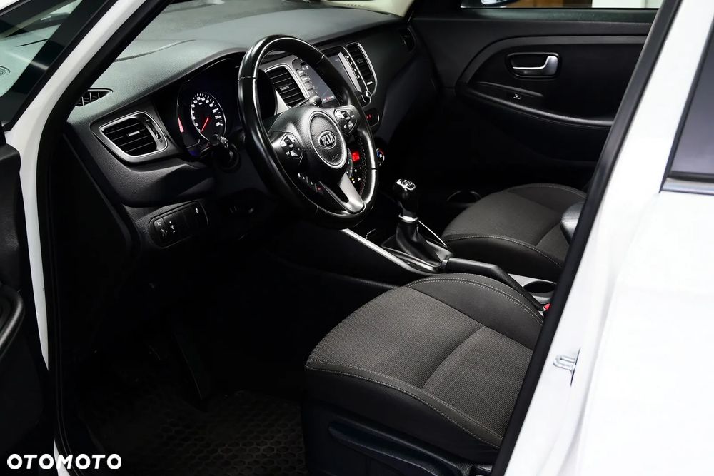 Kia Carens 1.7 CRDi M - 7