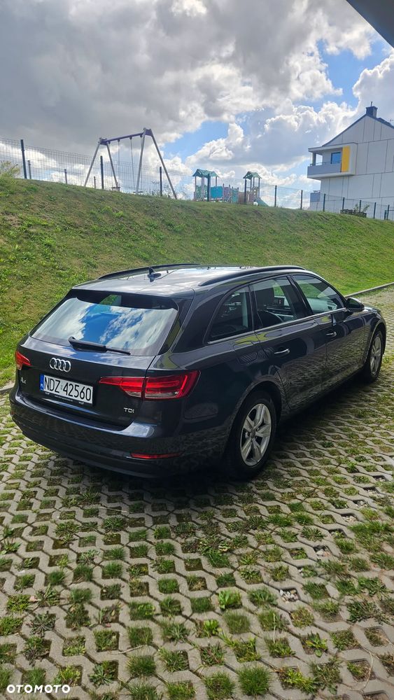 Audi A4 Avant 2.0 TDI design - 8