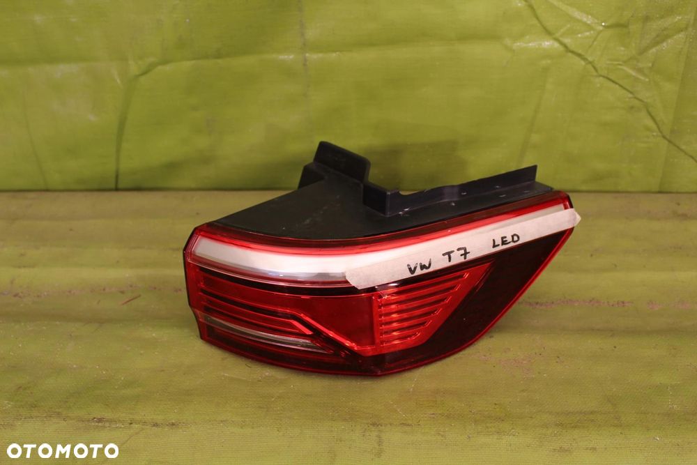Lampa tył Volkswagen Multivan VII od 2021r. 7T0.945.096.B tył prawy LED