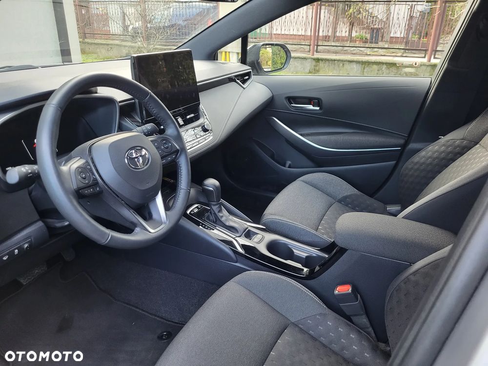 Toyota Corolla 1.8 Hybrid Style - 16