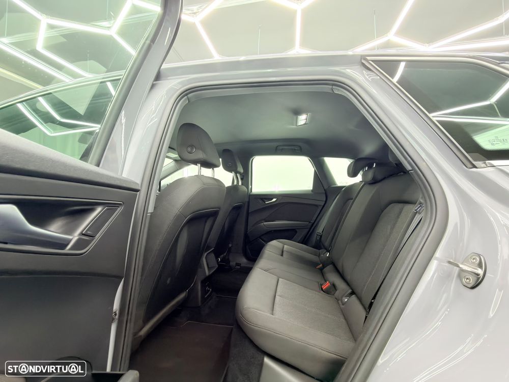 Audi Q4 e-tron 35 - 10