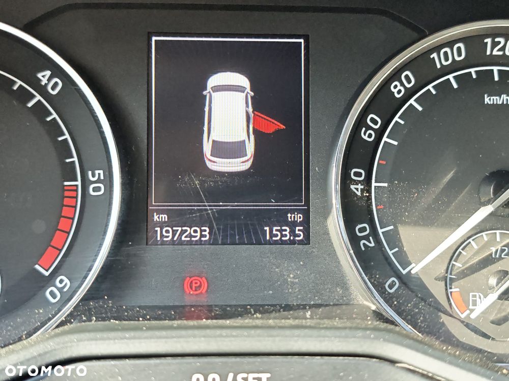 Skoda Superb 2.0 TDI 4x4 DSG Style - 20