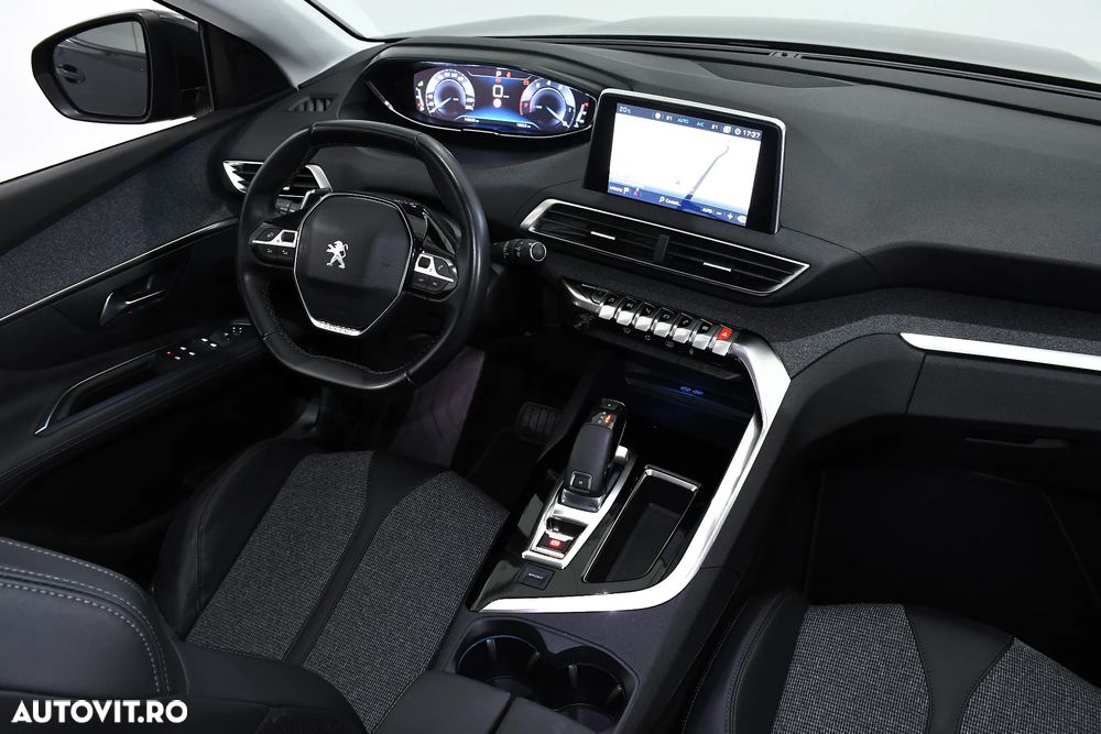 Peugeot 3008 PureTech 130 Stop & Start GPF EAT8 Allure - 5