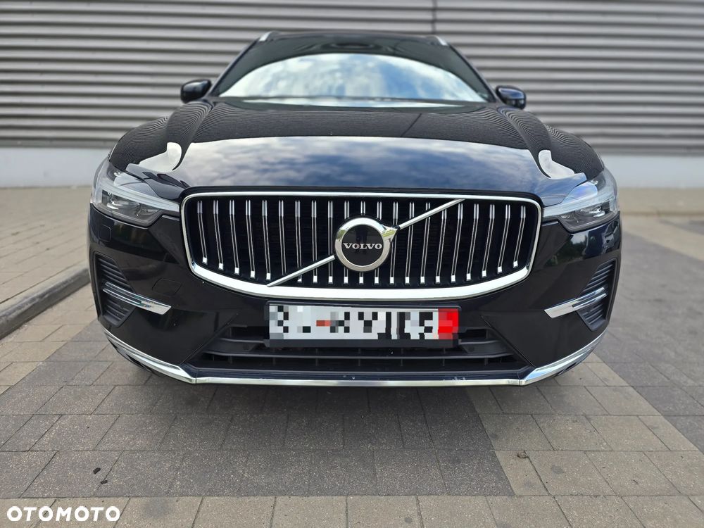 Volvo XC 60 B4 D AWD Ultimate Bright - 2