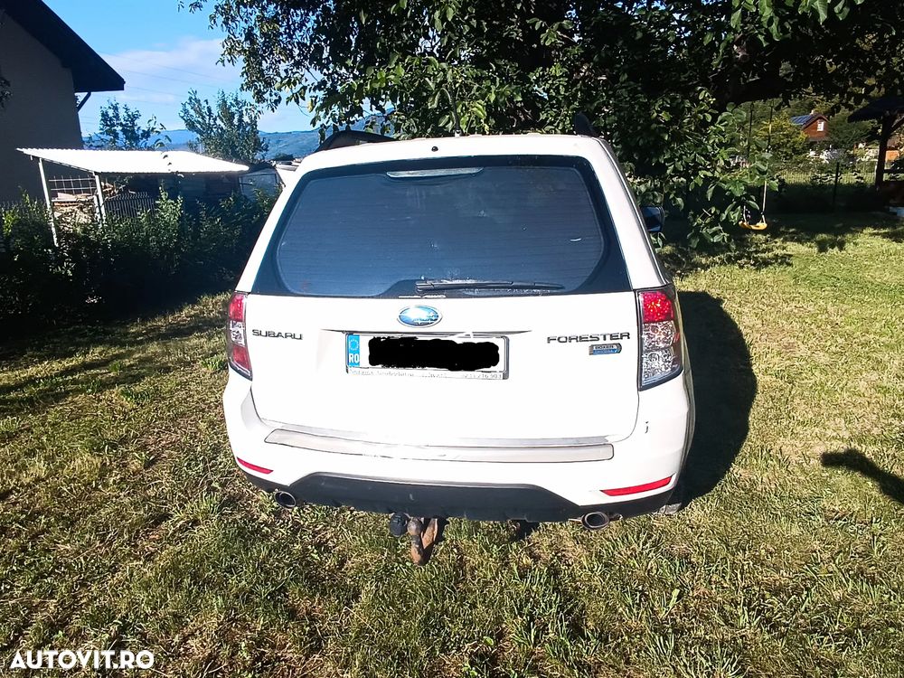 Subaru Forester 2.0D Exclusive - 4