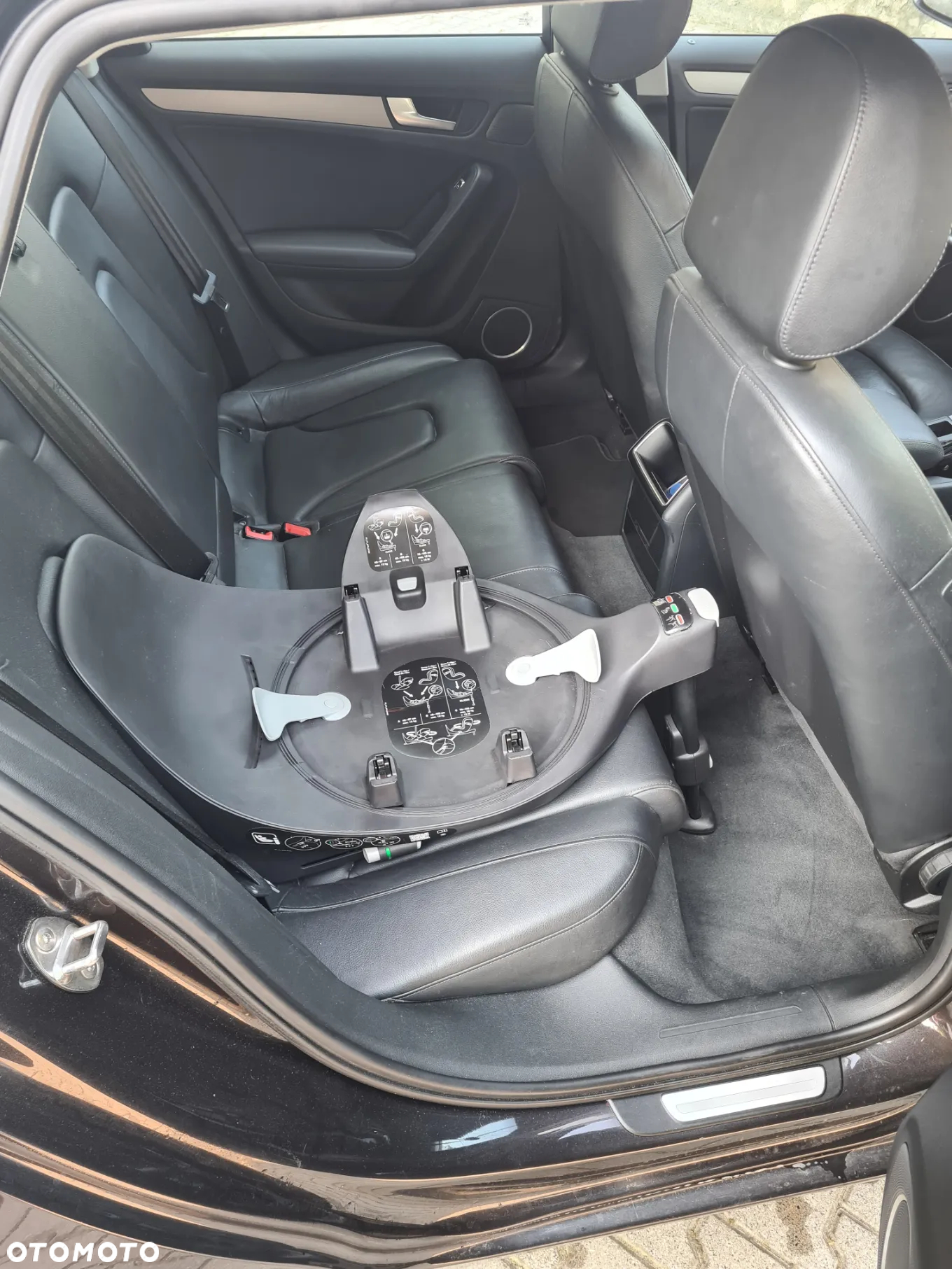 Audi A4 Avant 2.0 TDI ultra - 13