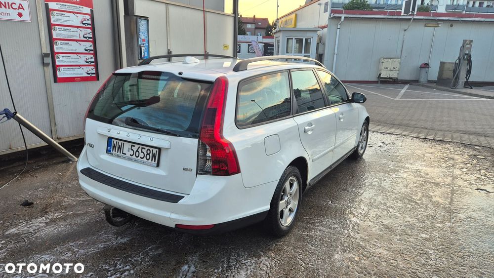 Volvo V50 1.6D DPF Kinetic - 4