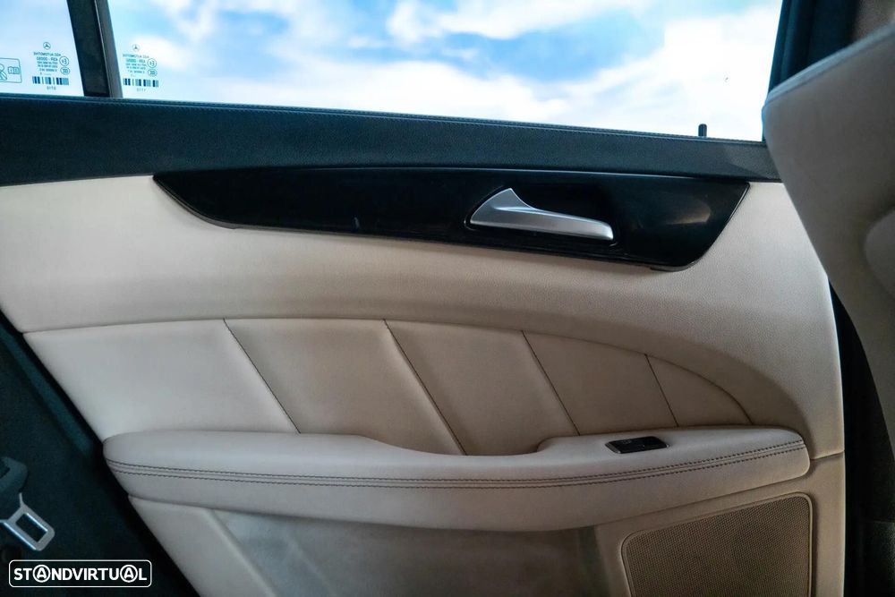 Mercedes-Benz CLS 250 CDi BlueEfficiency Shooting Brake - 28