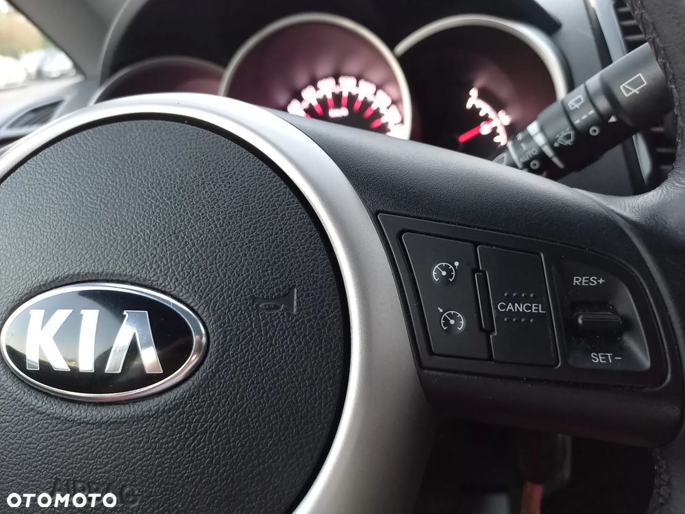 Kia Venga 1.6 CVVT Automatik Dream-Team Edition - 22