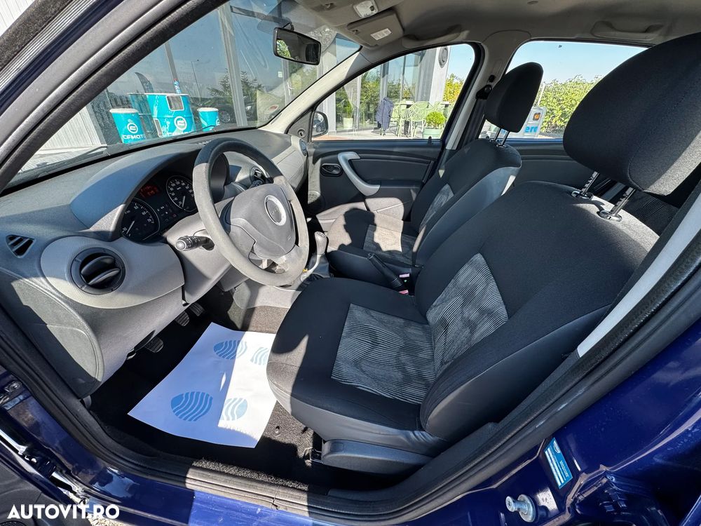 Dacia Sandero 1.2 16V - 10