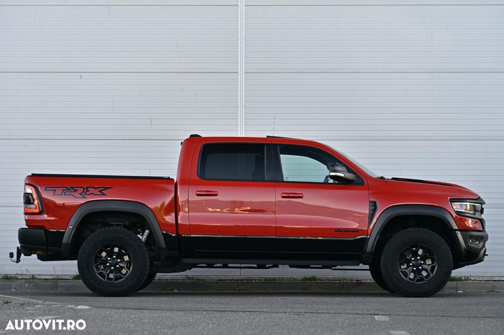 Dodge RAM - 4