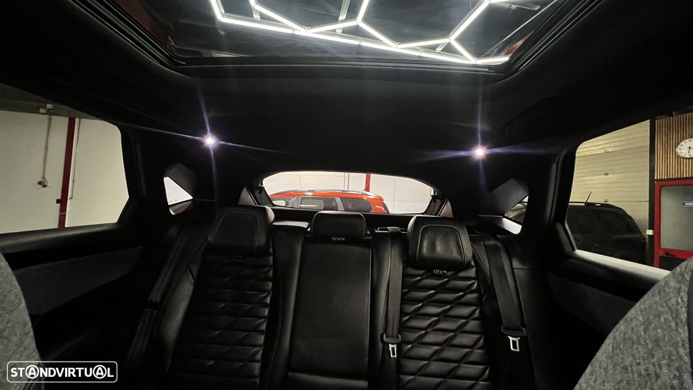 Peugeot E-3008 73 kWh GT - 38