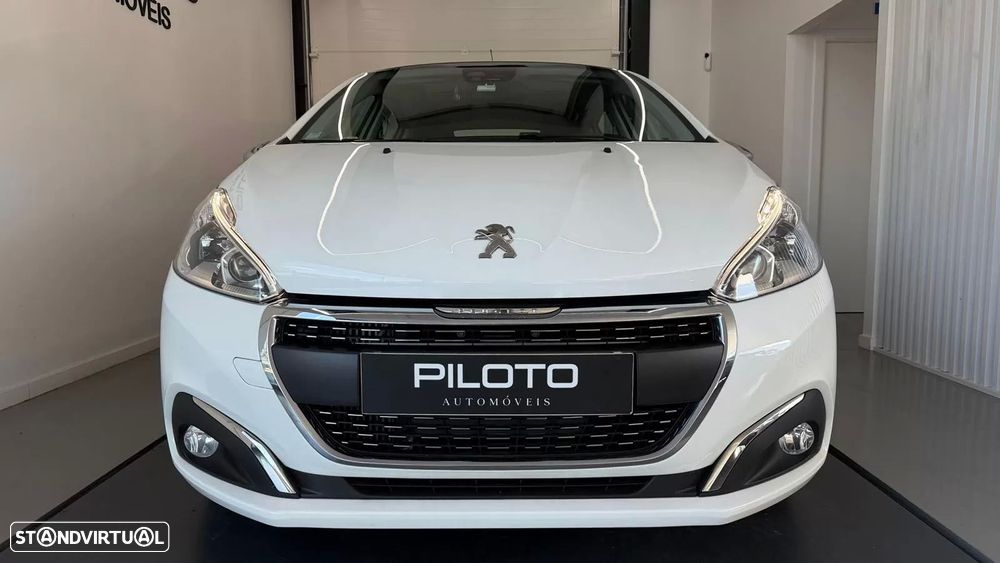 Peugeot 208 1.6 BlueHDi Allure - 4
