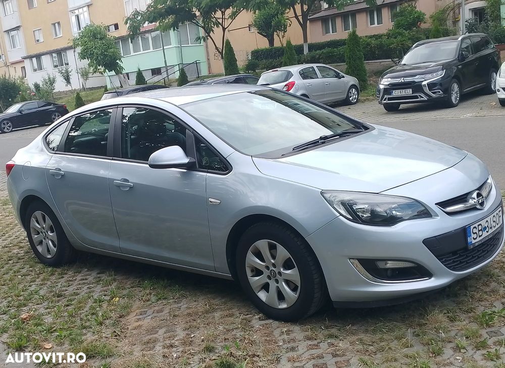 Opel Astra 1.4 Turbo ECOTEC Drive - 4