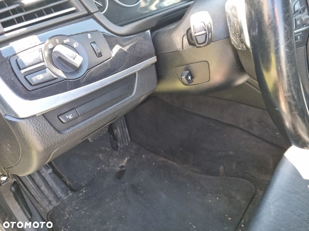 BMW Seria 5 530d Blue Performance Sport-Aut - 4