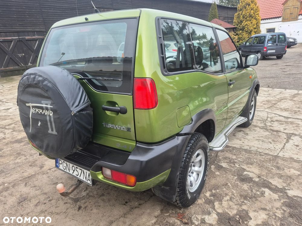 Nissan Terrano - 6