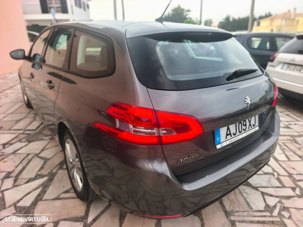 Peugeot 308 SW BlueHDi 130 Stop & Start Active - 32