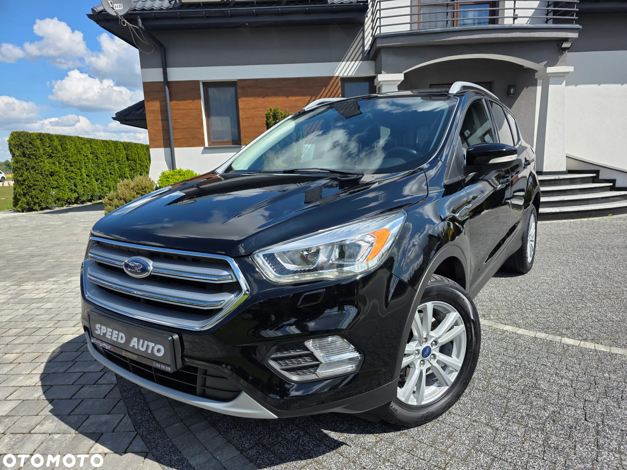 Ford Kuga 2.0 TDCi 2x4 Titanium - 10