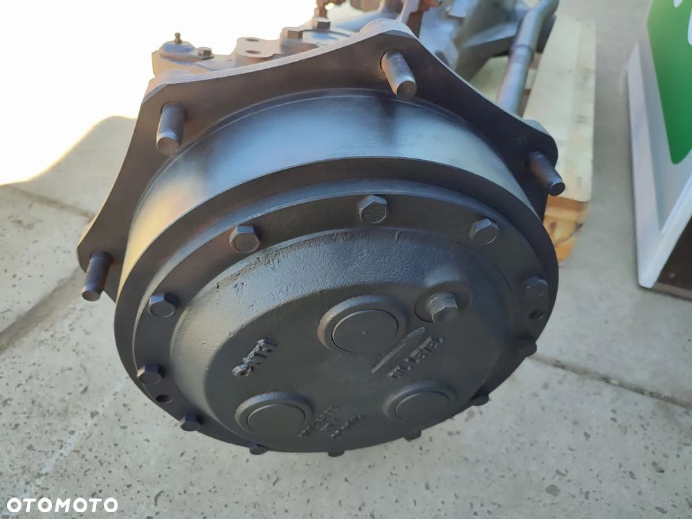 Most napędowy 87491151 47698528 Steyr 6175 CVT - 4