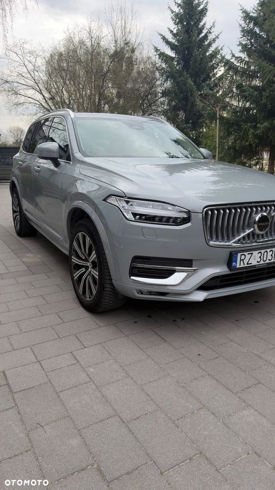 Volvo XC 90 - 1