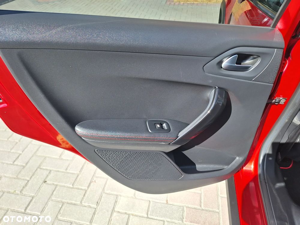 Peugeot 2008 1.6 BlueHDi Allure - 25