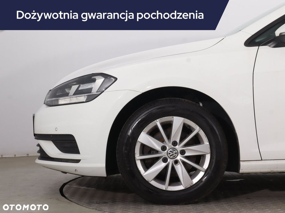 Volkswagen Golf - 17