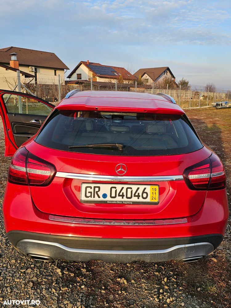 Mercedes-Benz GLA 200 (CDI) d 7G-DCT - 8