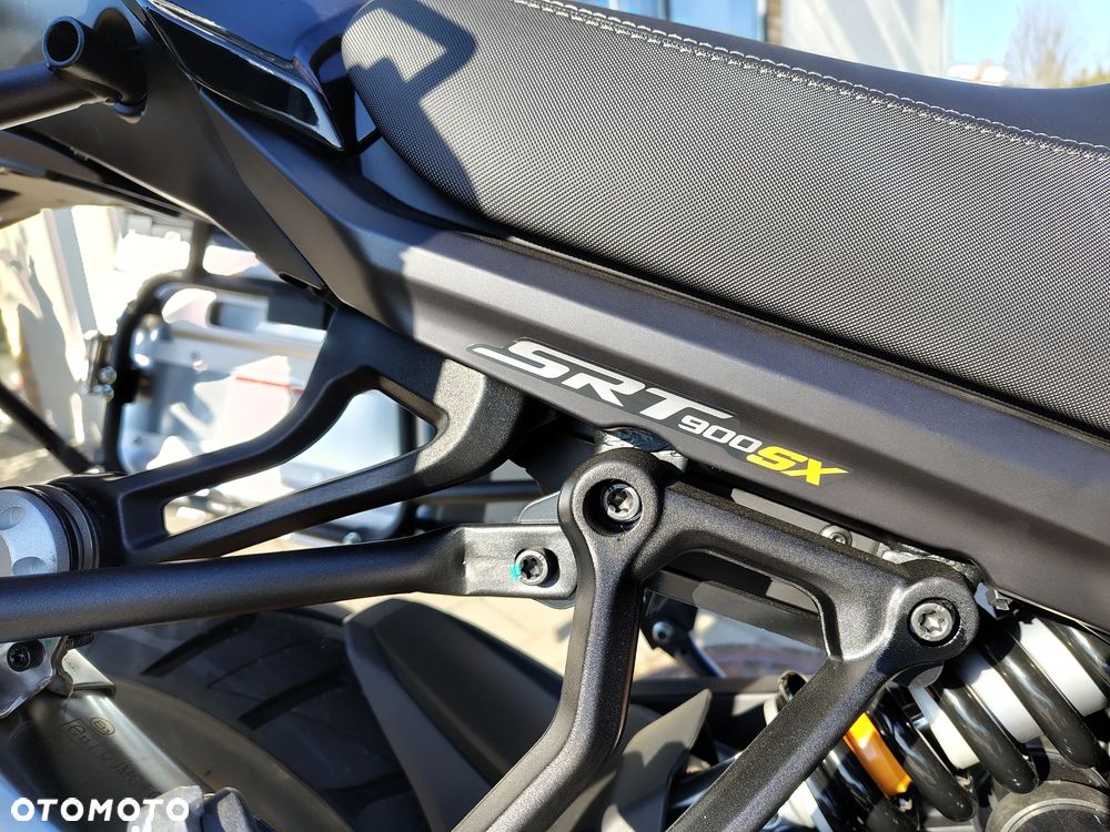 QJMOTOR SRT900S - 28