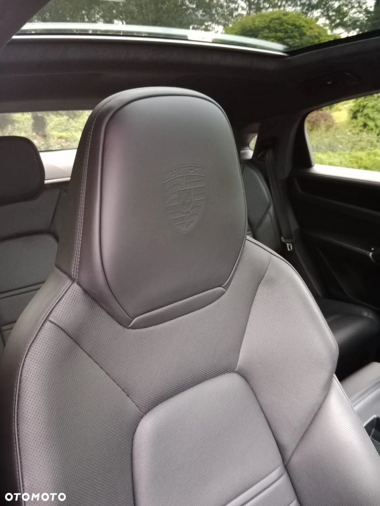 Porsche Cayenne Coupe S - 25