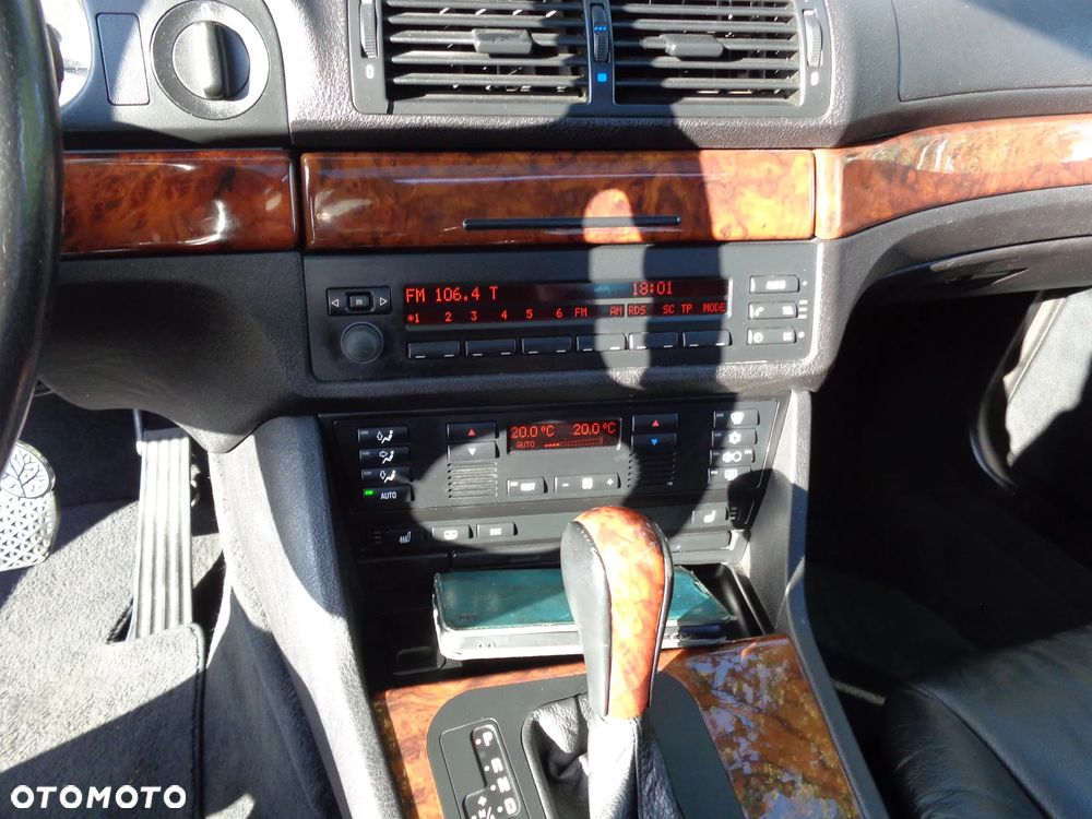 BMW Seria 5 - 35