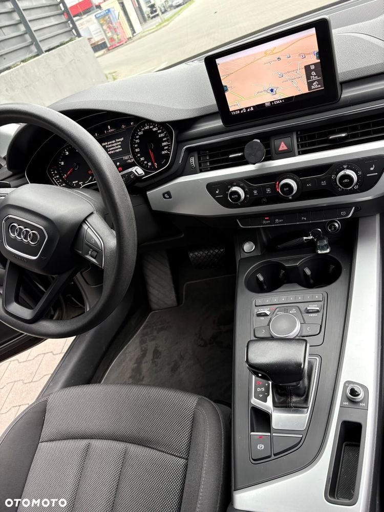 Audi A4 Avant - 12