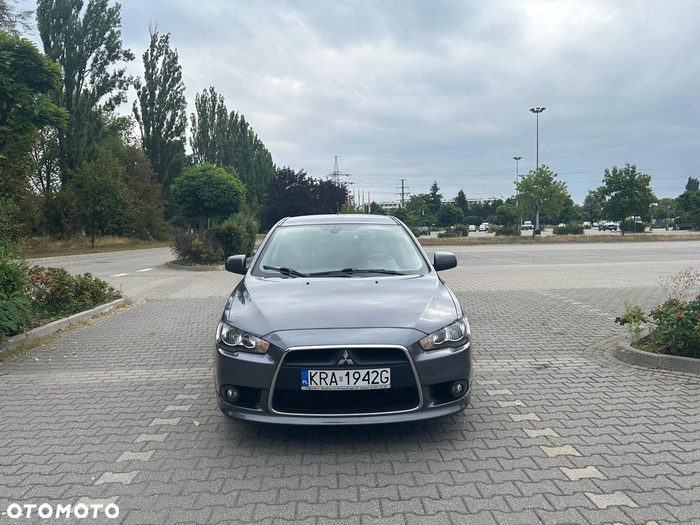 Mitsubishi Lancer - 2