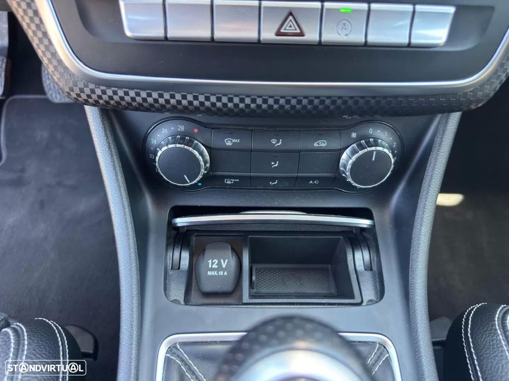 Mercedes-Benz A 180 d Urban - 23