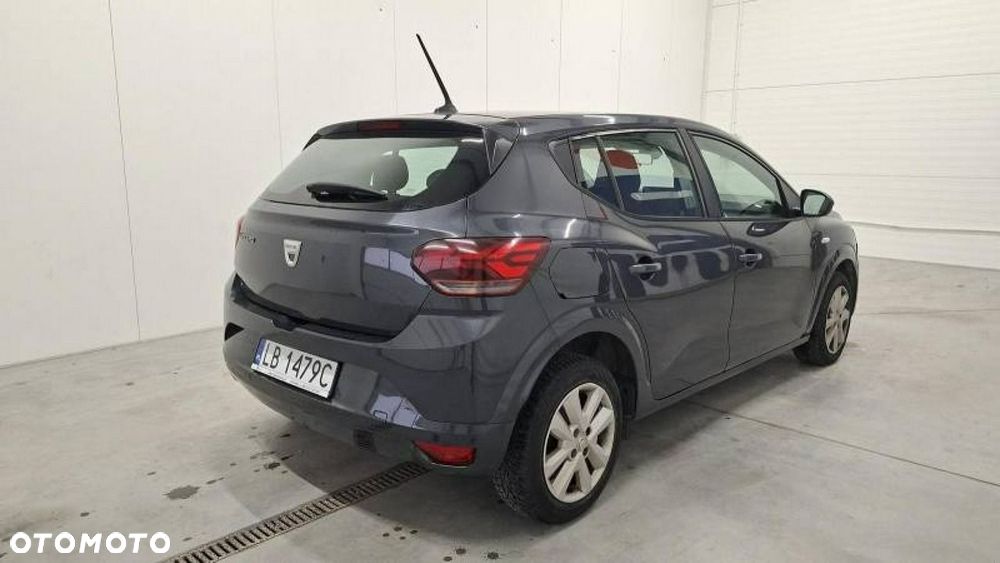 Dacia Sandero - 4