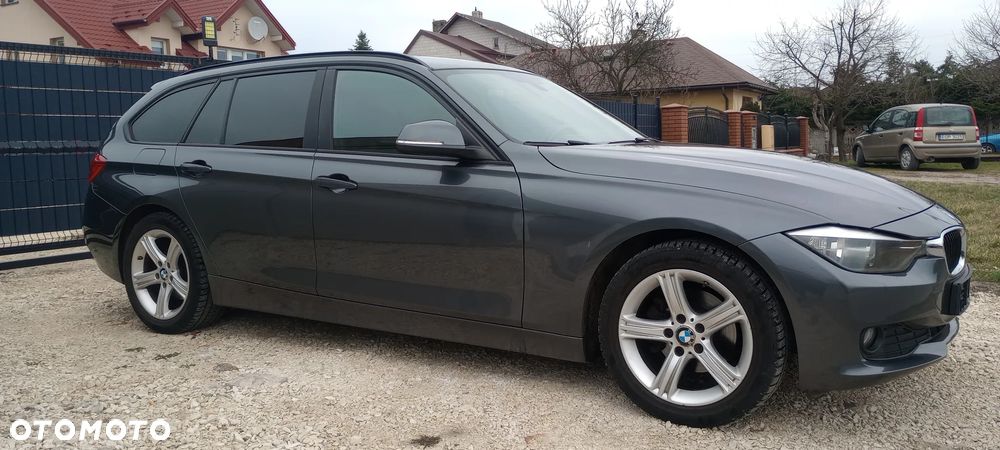 BMW Seria 3 318d DPF Edition Sport - 5