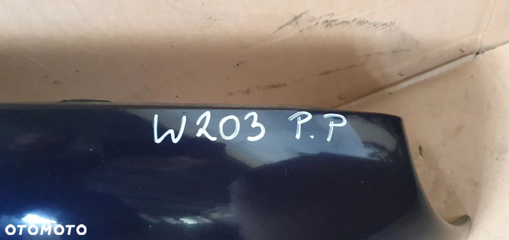 Błotnik prawy przód przedni prawy Mercedes C-Klasa W203 - 6
