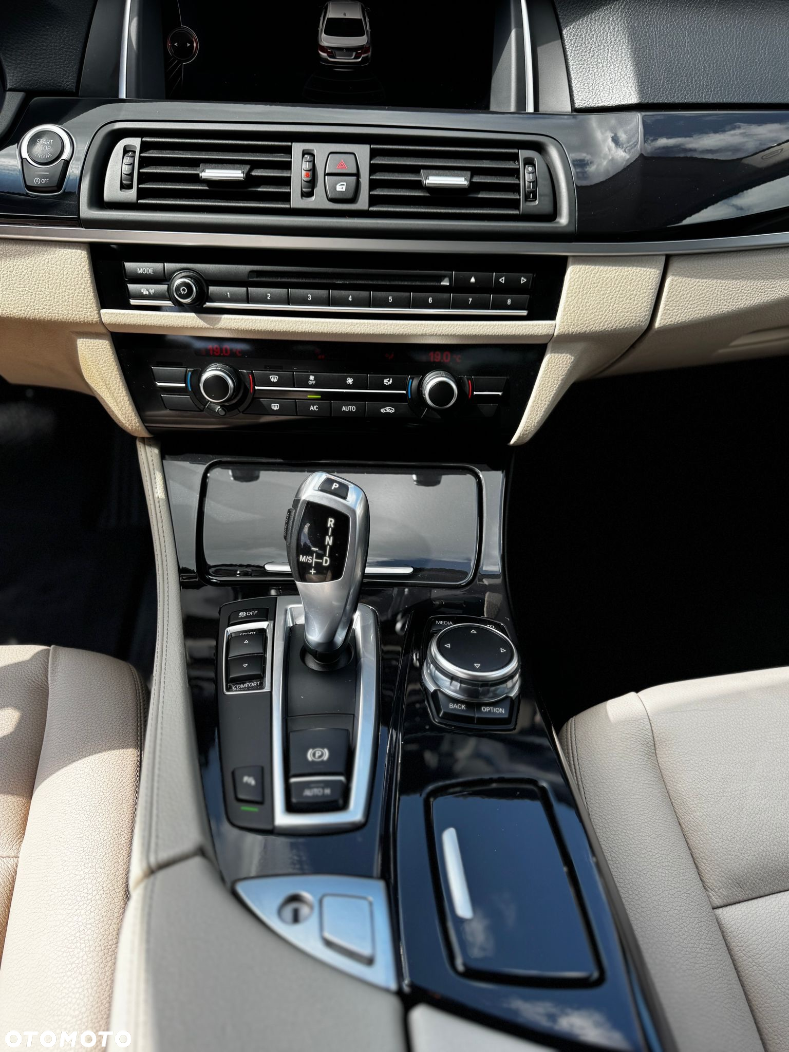 BMW Seria 5 518d Luxury Line - 5