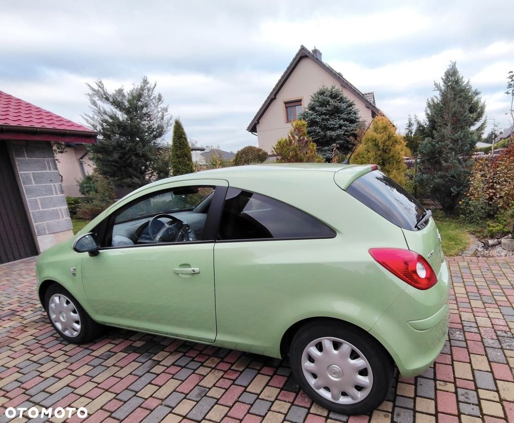 Opel Corsa 2010 photo 5