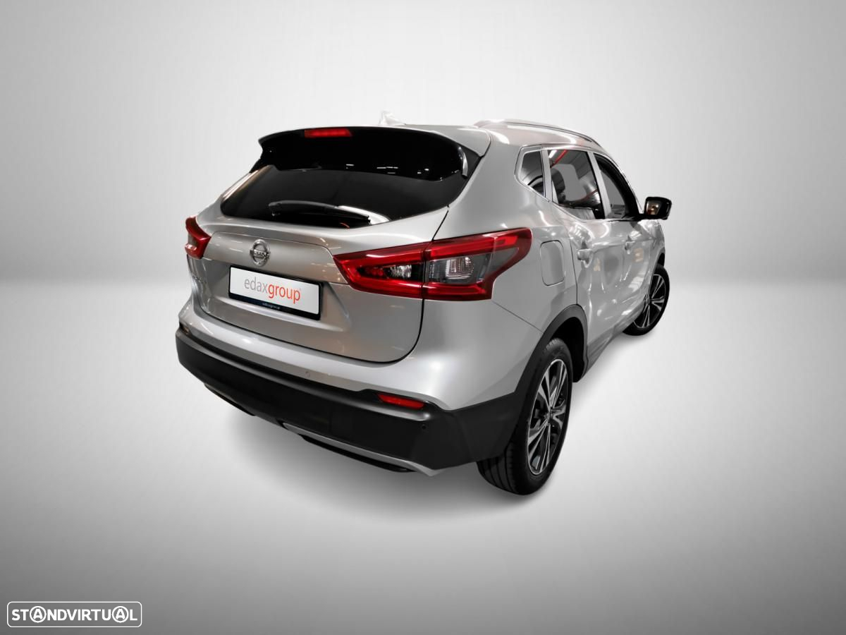 Nissan Qashqai 1.5 dCi N-Connecta - 2