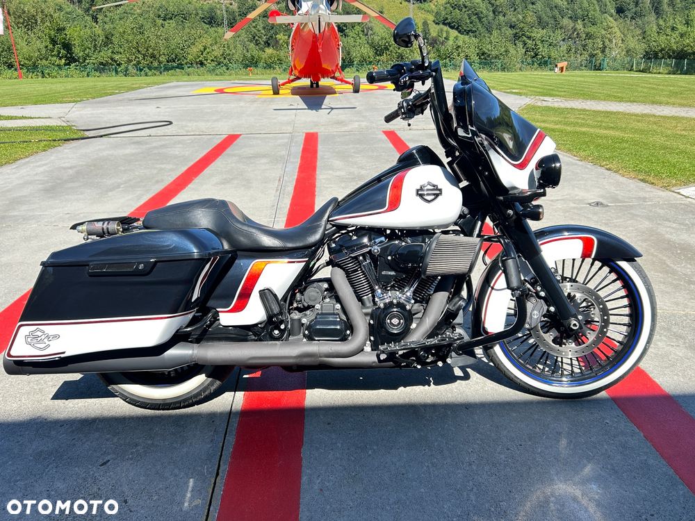 Harley-Davidson Touring Street Glide