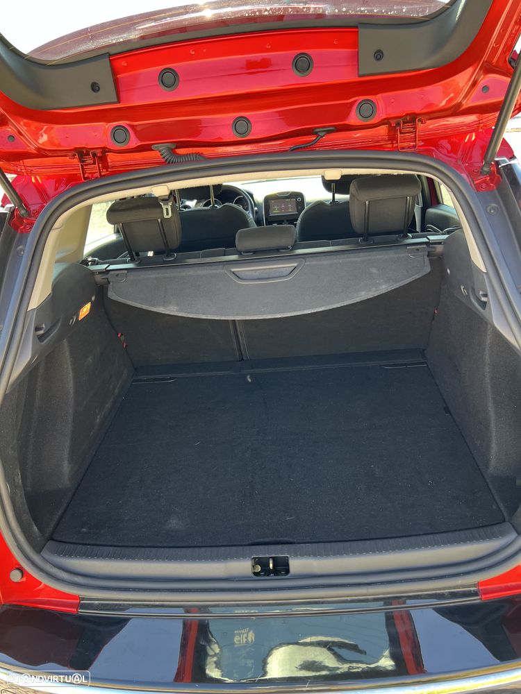 Renault Clio - 21
