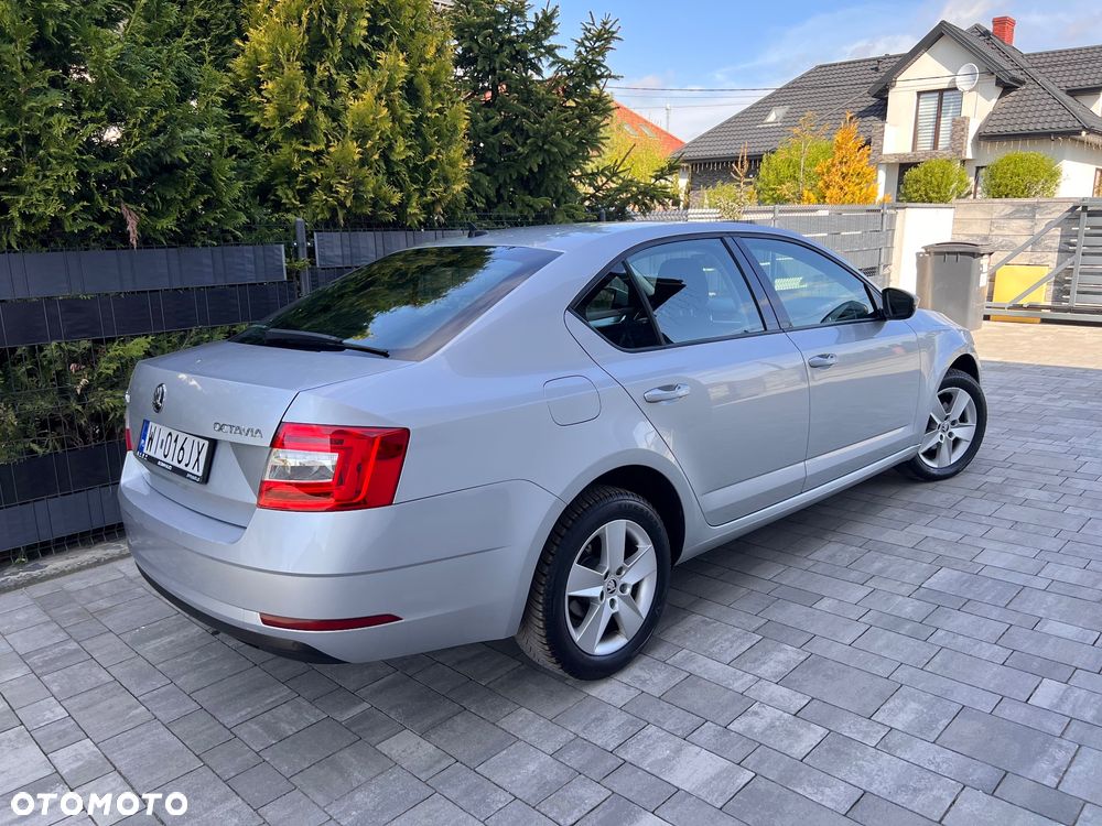 Skoda Octavia 1.6 TDI SCR Ambition - 3