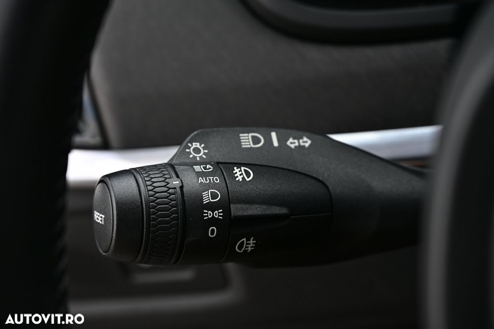 Volvo V90 D4 AWD PRO - 30