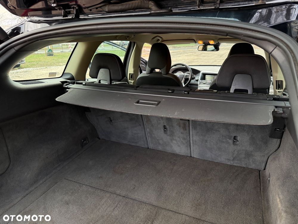 Volvo XC 60 D5 AWD Kinetic - 18