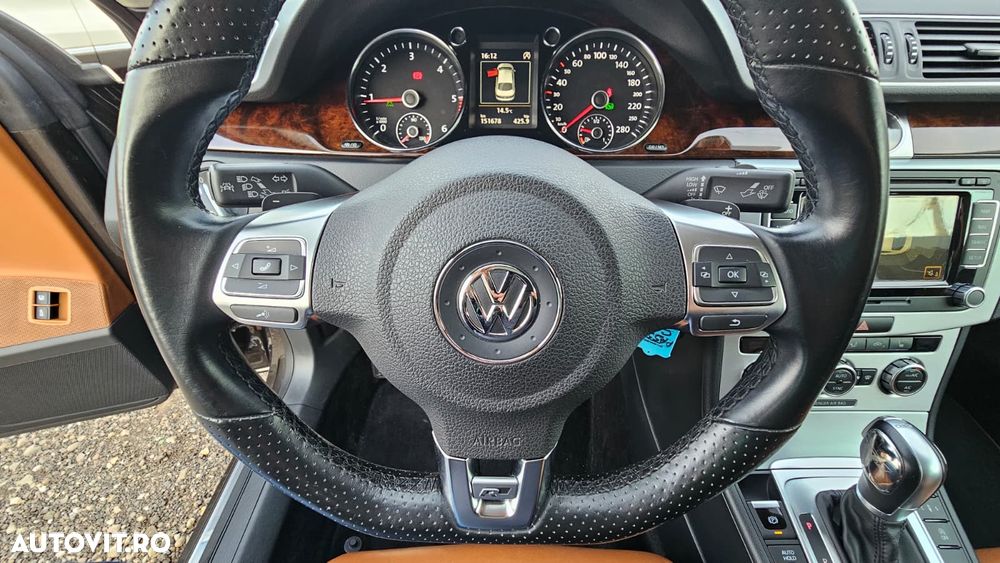 Volkswagen Passat CC 2.0 TDI BMT DSG 4Motion - 11