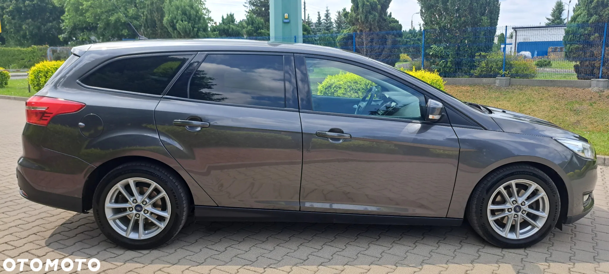 Ford Focus - 13