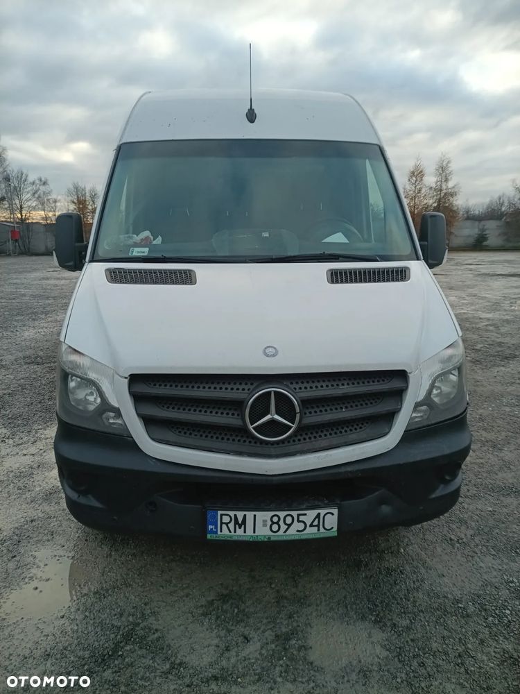 Mercedes-Benz SPRINTER - 4