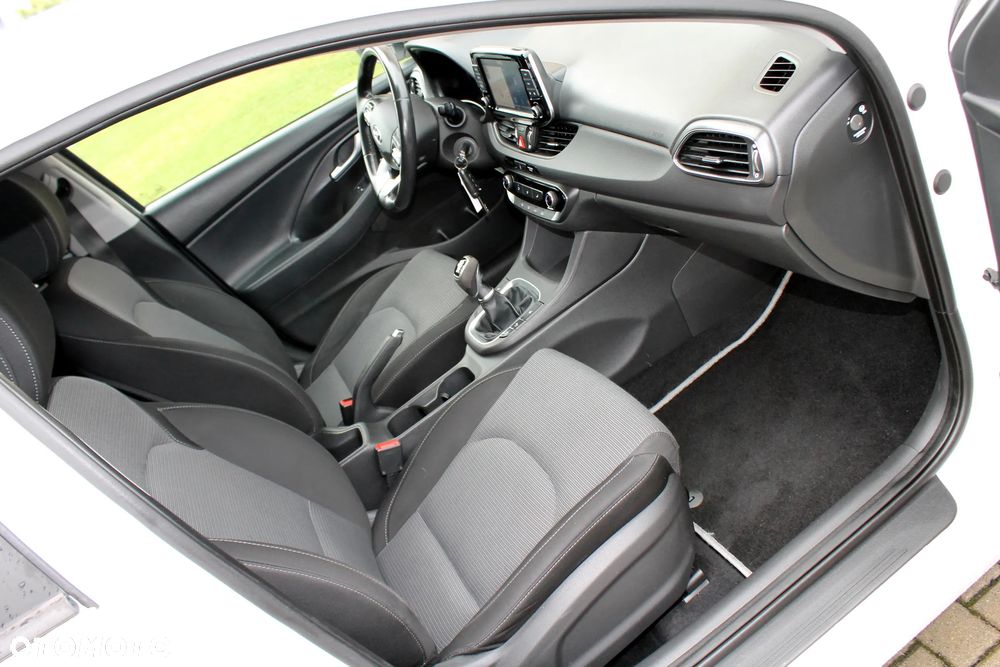 Hyundai i30 blue 1.4 Classic Navigation - 13